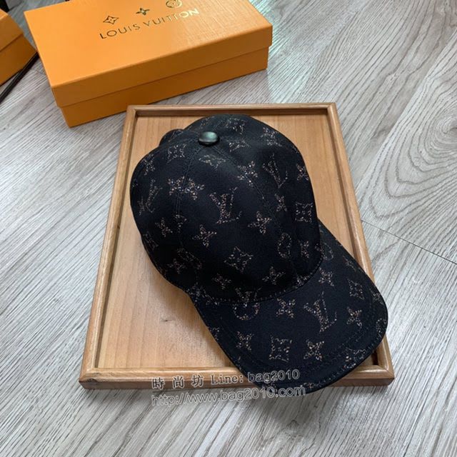 LV新品男士帽子 路易威登經典黑白印花棒球帽鴨舌帽  mm1335